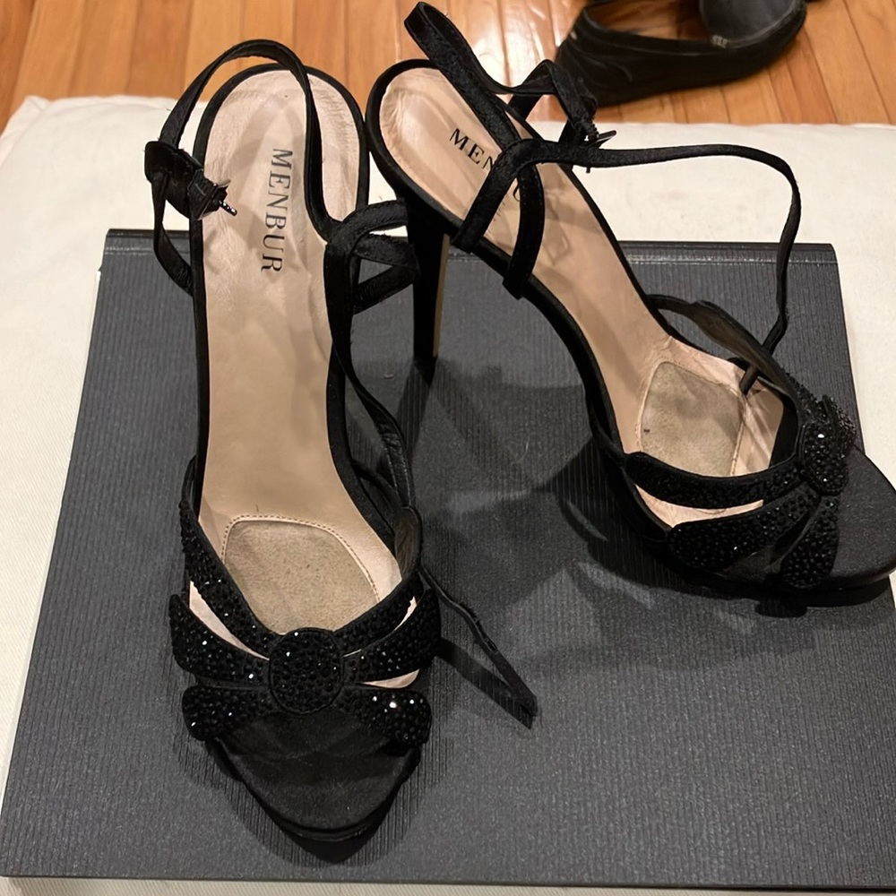 Menbur Black Women's Heels with beading- size 9